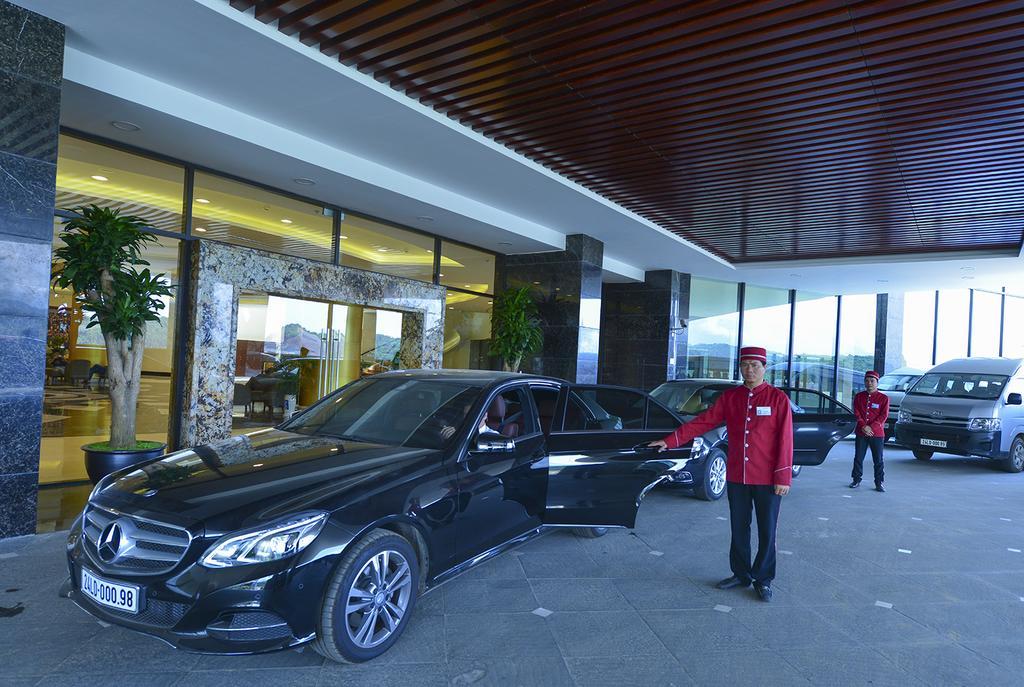 Aristo International Hotel Лао Кай Екстериор снимка