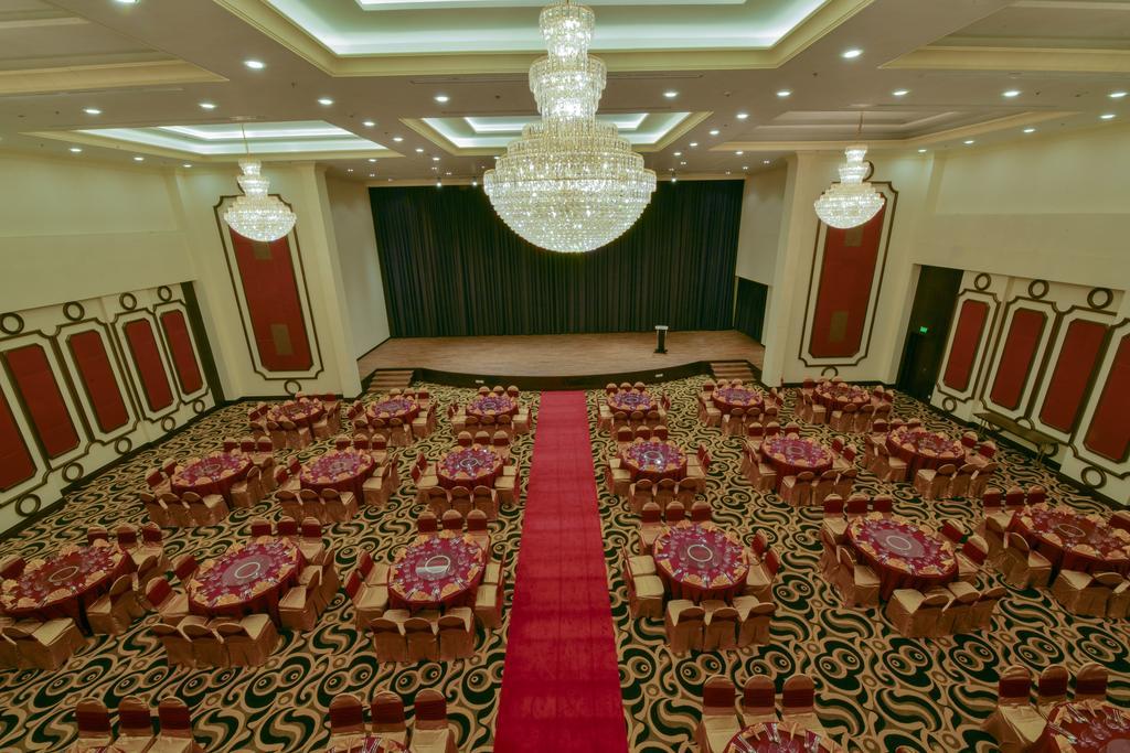 Aristo International Hotel Лао Кай Екстериор снимка