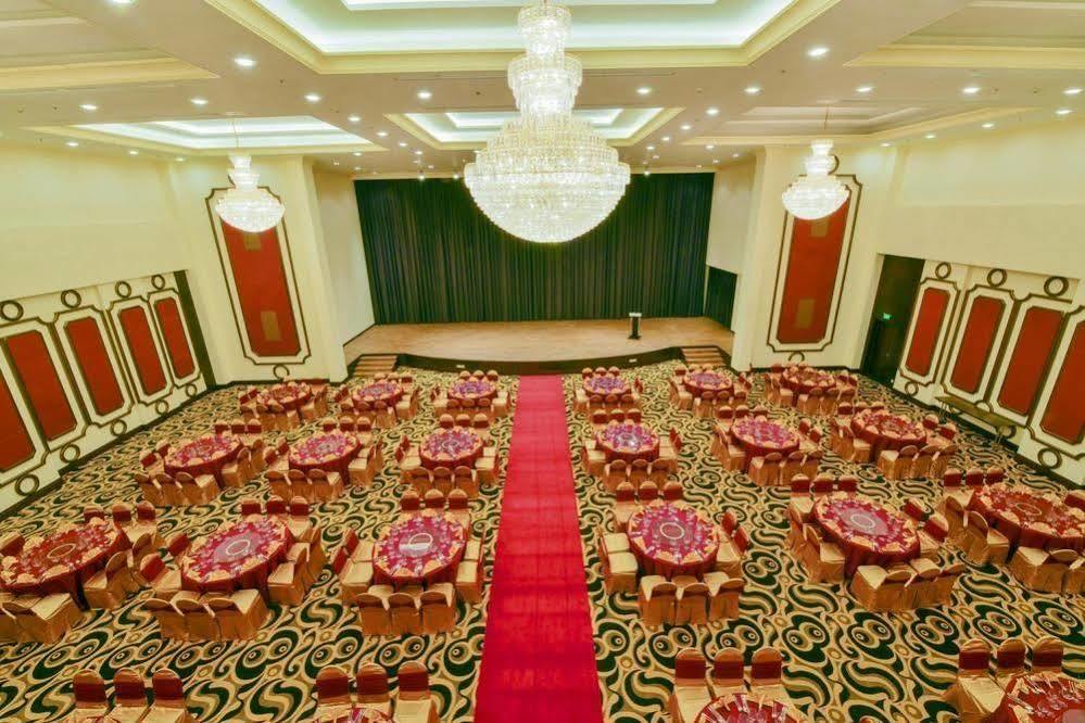Aristo International Hotel Лао Кай Екстериор снимка